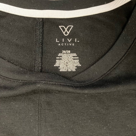 Lane Bryant LIVI 26/28 Lightweight Knit Pullover Top - Picture 4 of 13